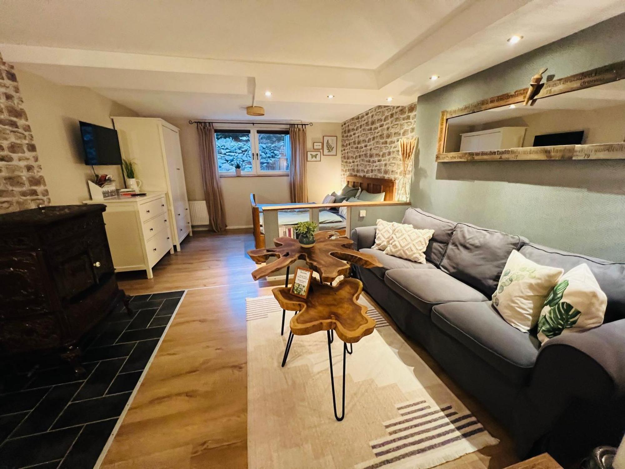 Ferienwohnung Palatina Heuchelheim-Klingen Εξωτερικό φωτογραφία